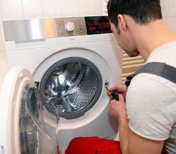 Umzugsunternehmen Brandenburg, Berlin und Hennigsdorf, Küchenmontage und Küchenumzug zum Festpreis